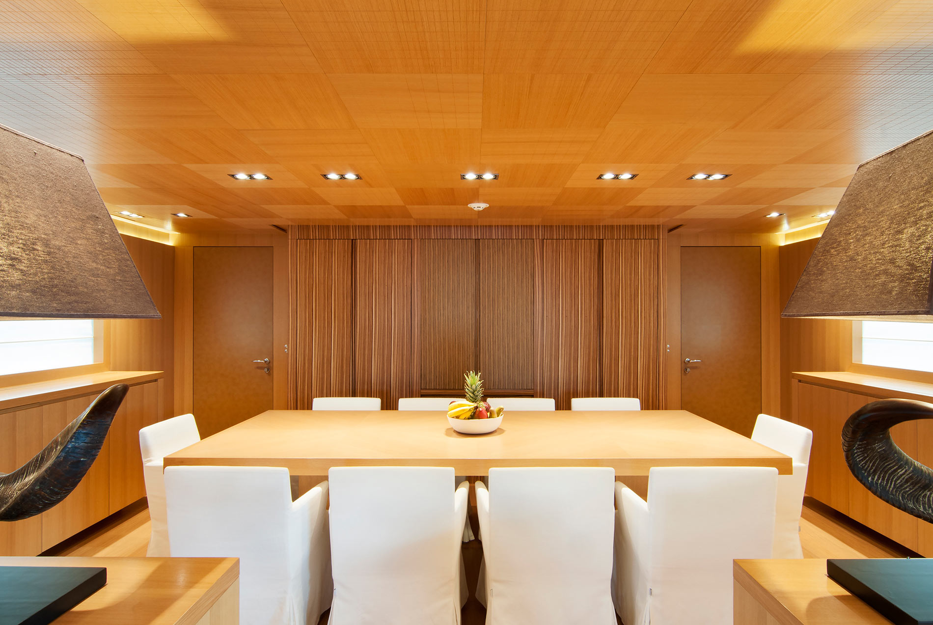 Yacht GEOSAND - Interior Dining.jpg