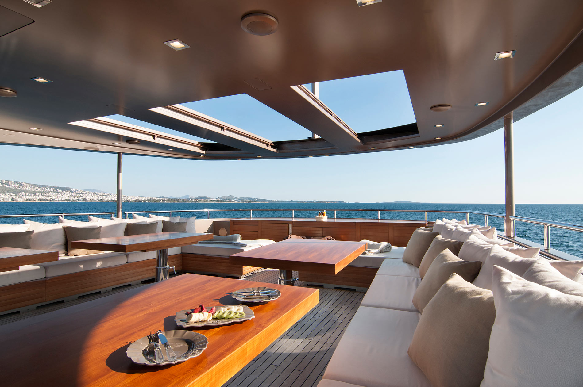 Yacht GEOSAND - Outside Seating.jpg