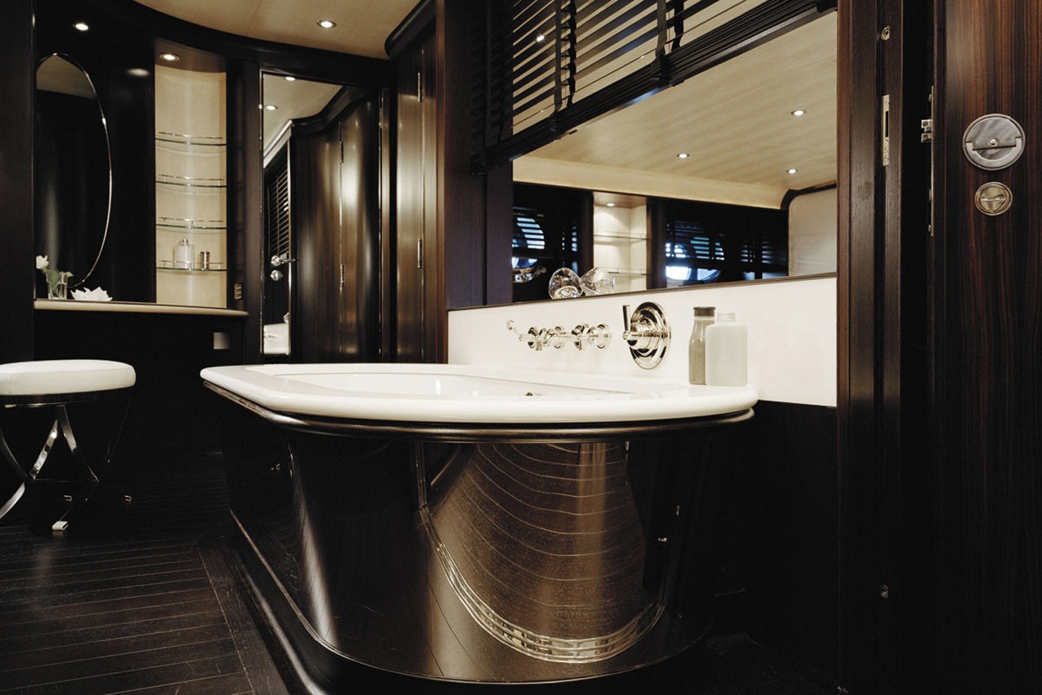 Yacht PARSIFAL III by Perini Navi - Bath.jpg