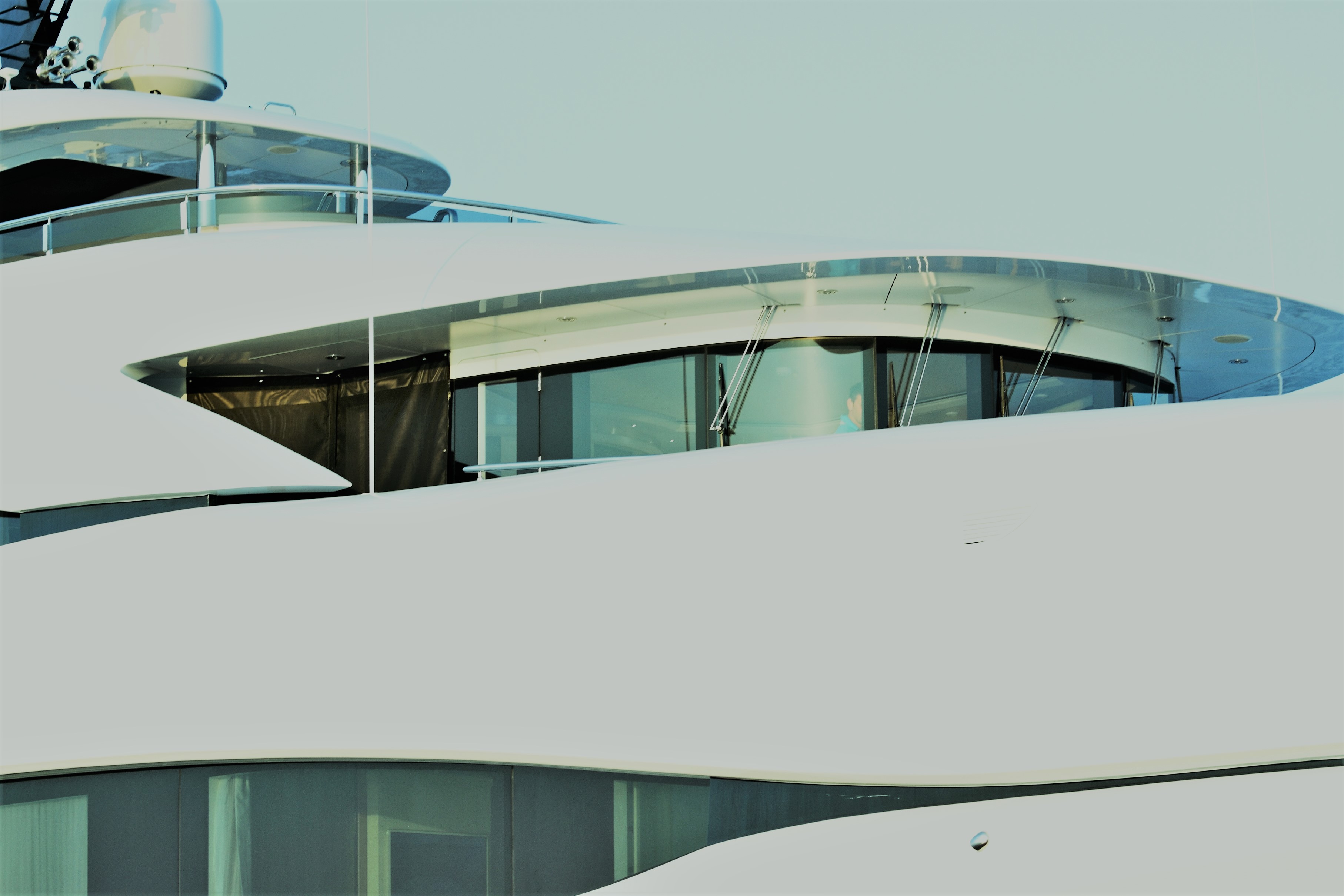 Yacht QUARANTA by Curvelle - Profile detail.jpg