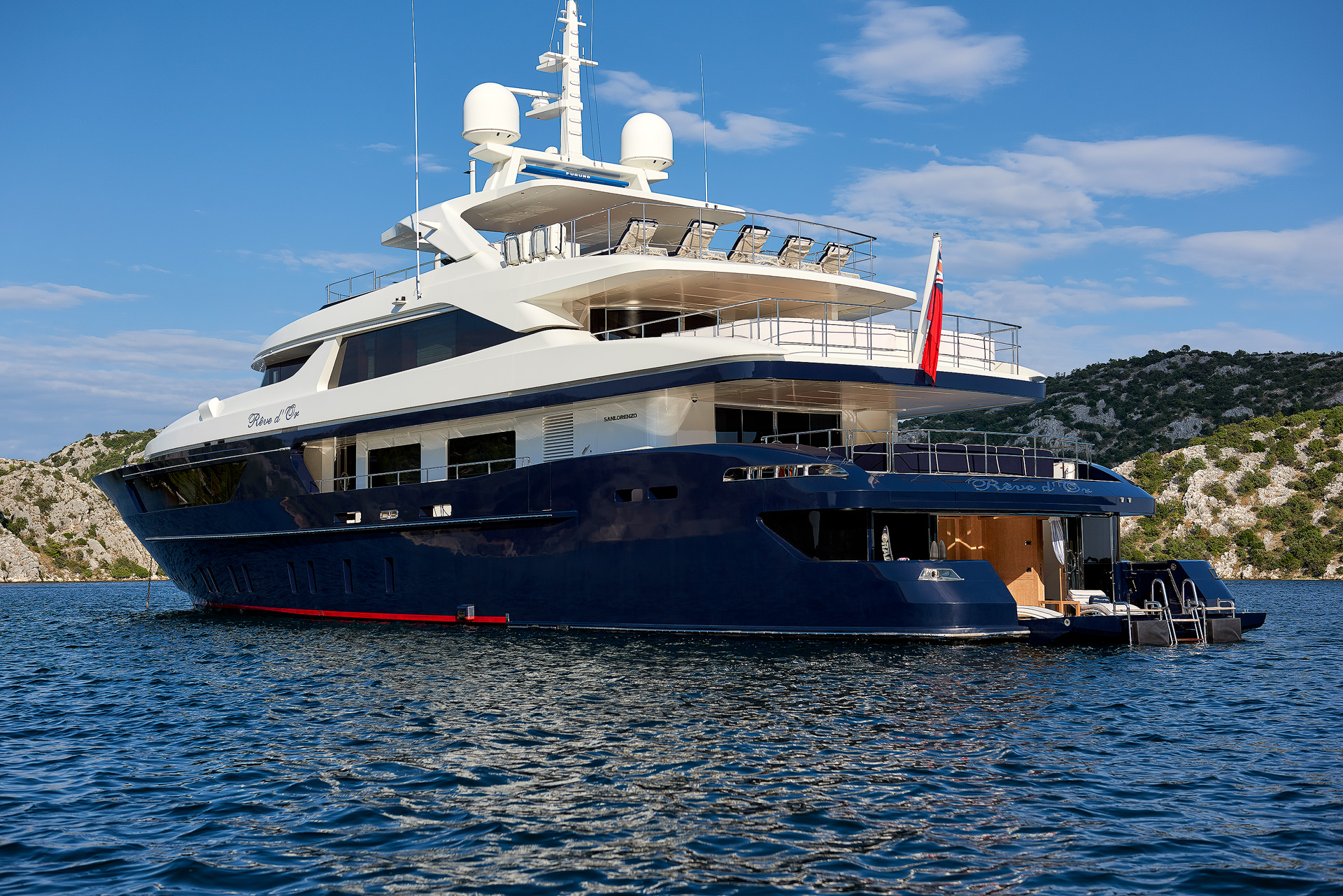 Yacht REVE D'OR by Sanlorenzo - Profile 6.jpg