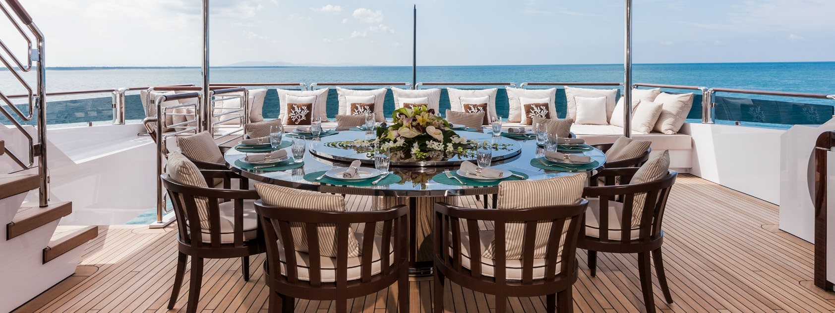 alfresco dining.png
