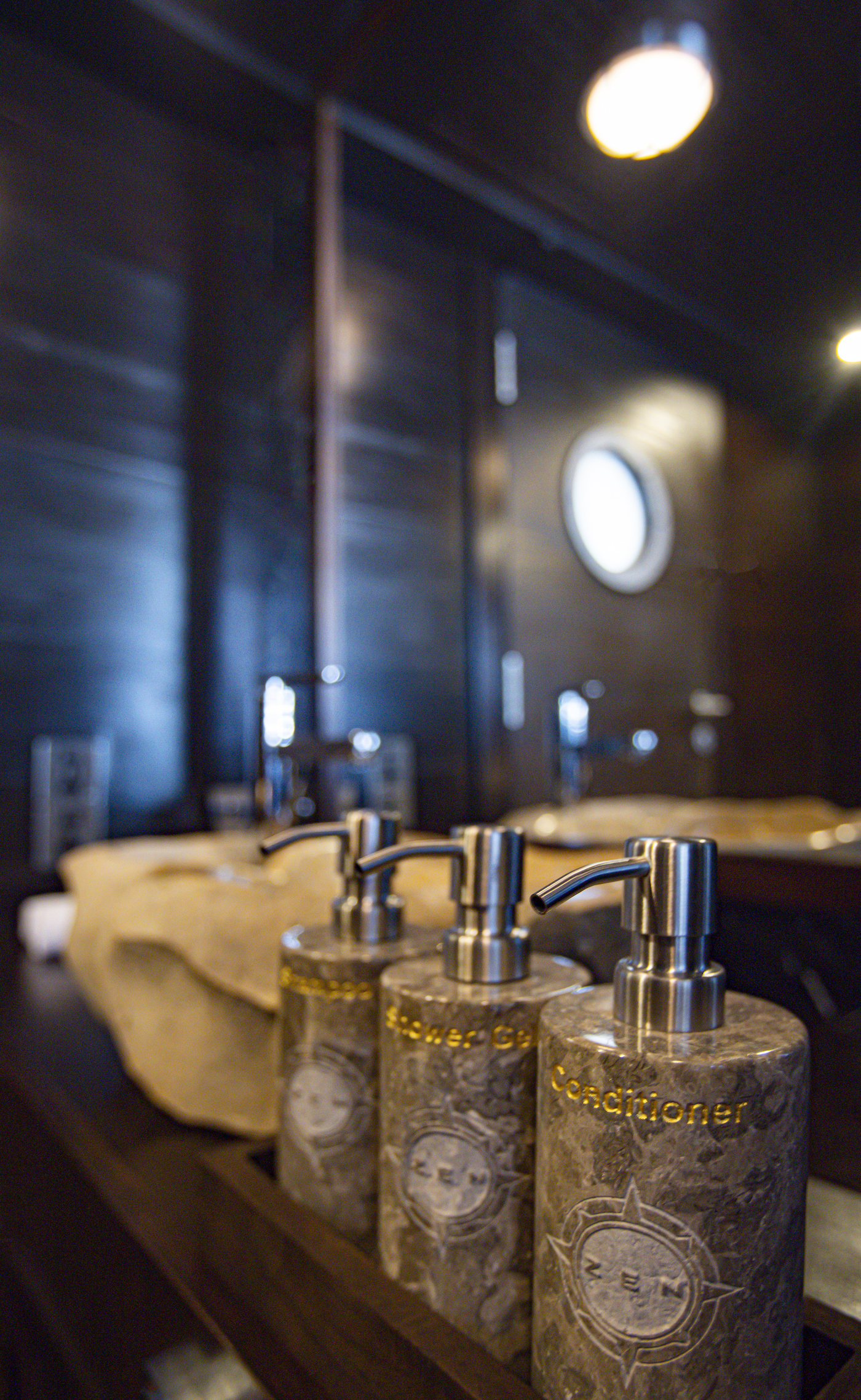 bathroom detail.jpg