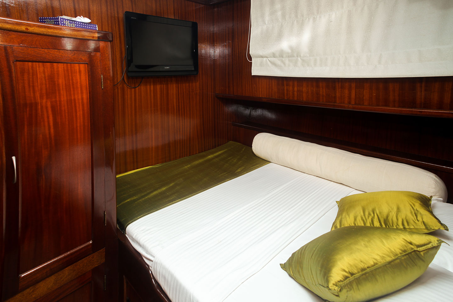 bedroom with tv.jpg