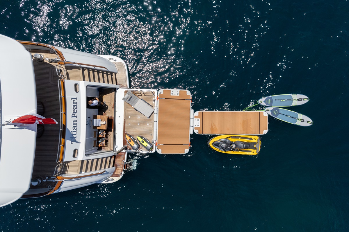 birdseye beach club.jpg