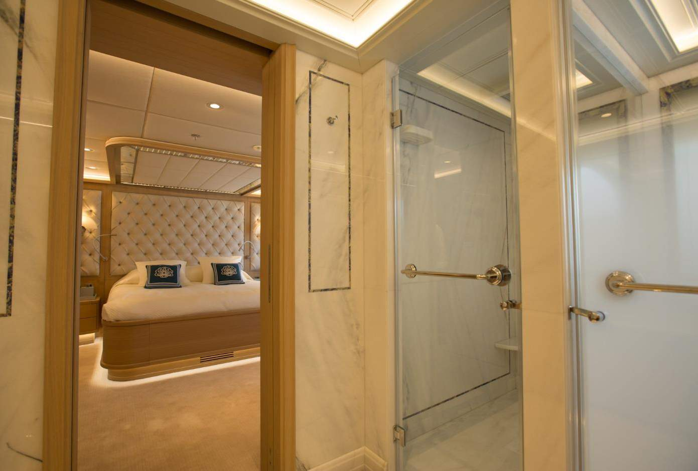 cabin with bathroom.png