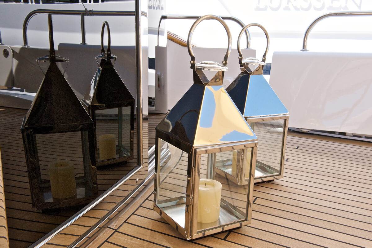 deck lanterns.jpg