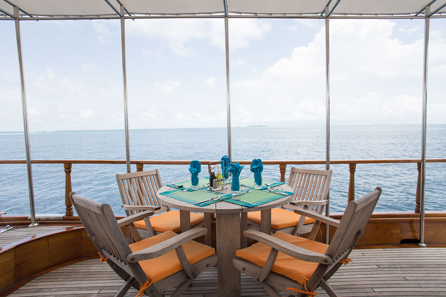 dining-alfresco.jpg