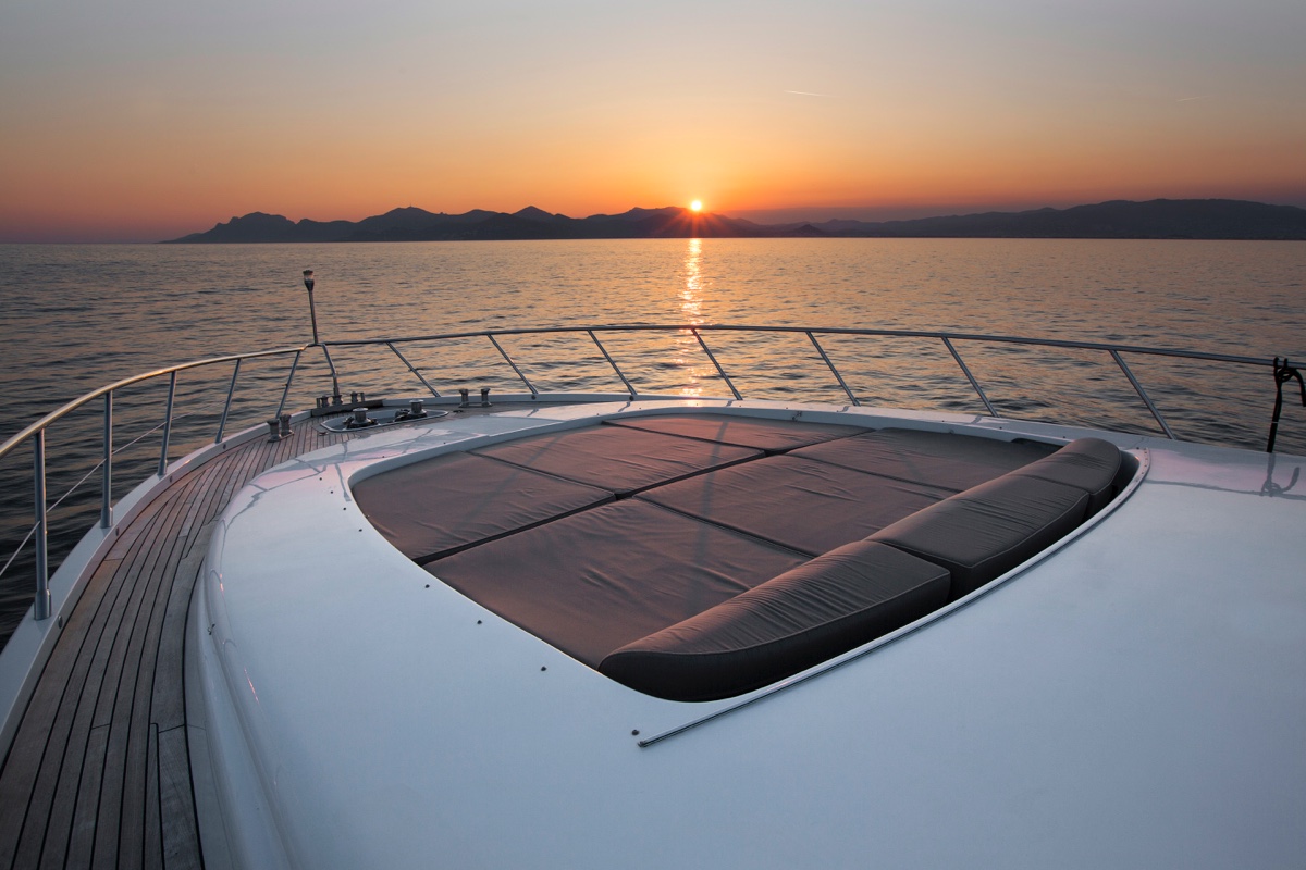 foredeck sunpads.jpg