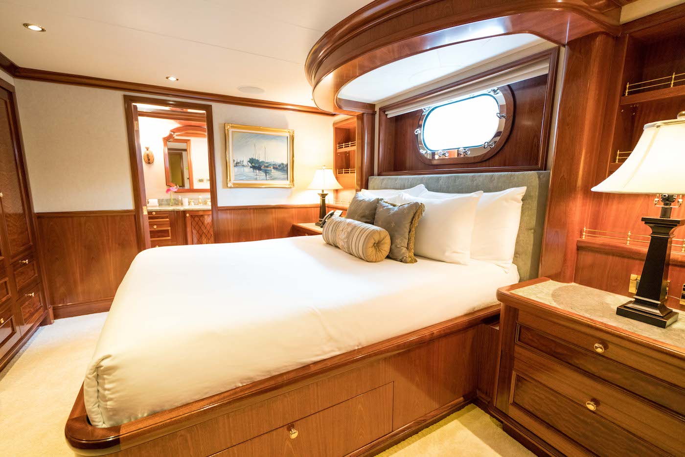 guest stateroom port aft.jpg