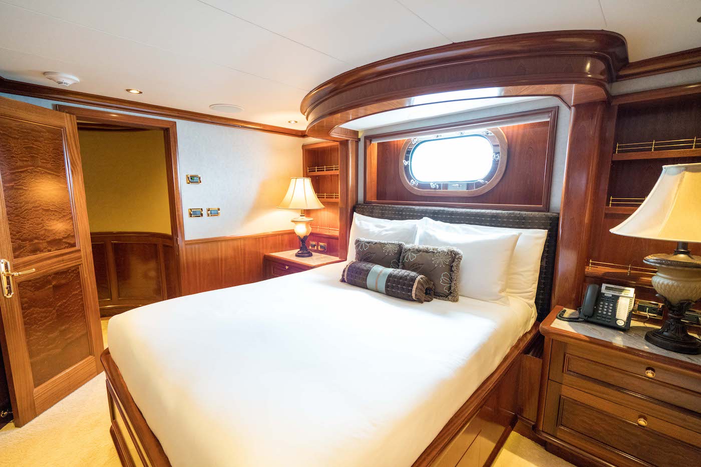 guest stateroom starboard .jpg