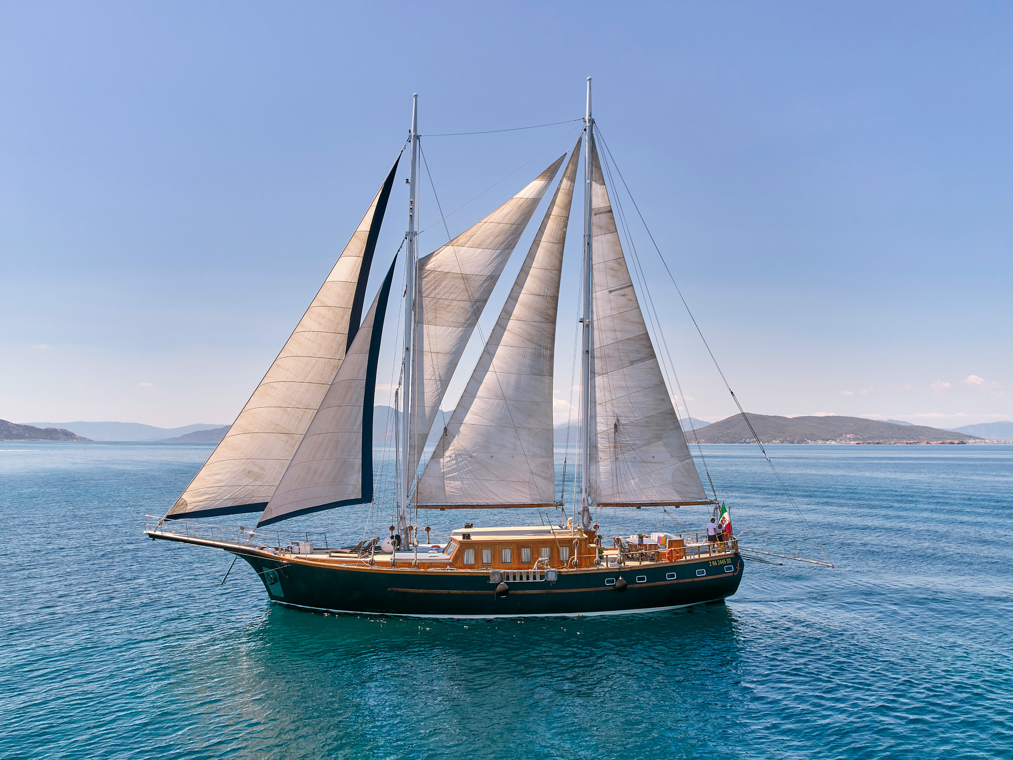 motor sailer MYRA.jpg