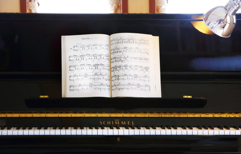 piano.jpg