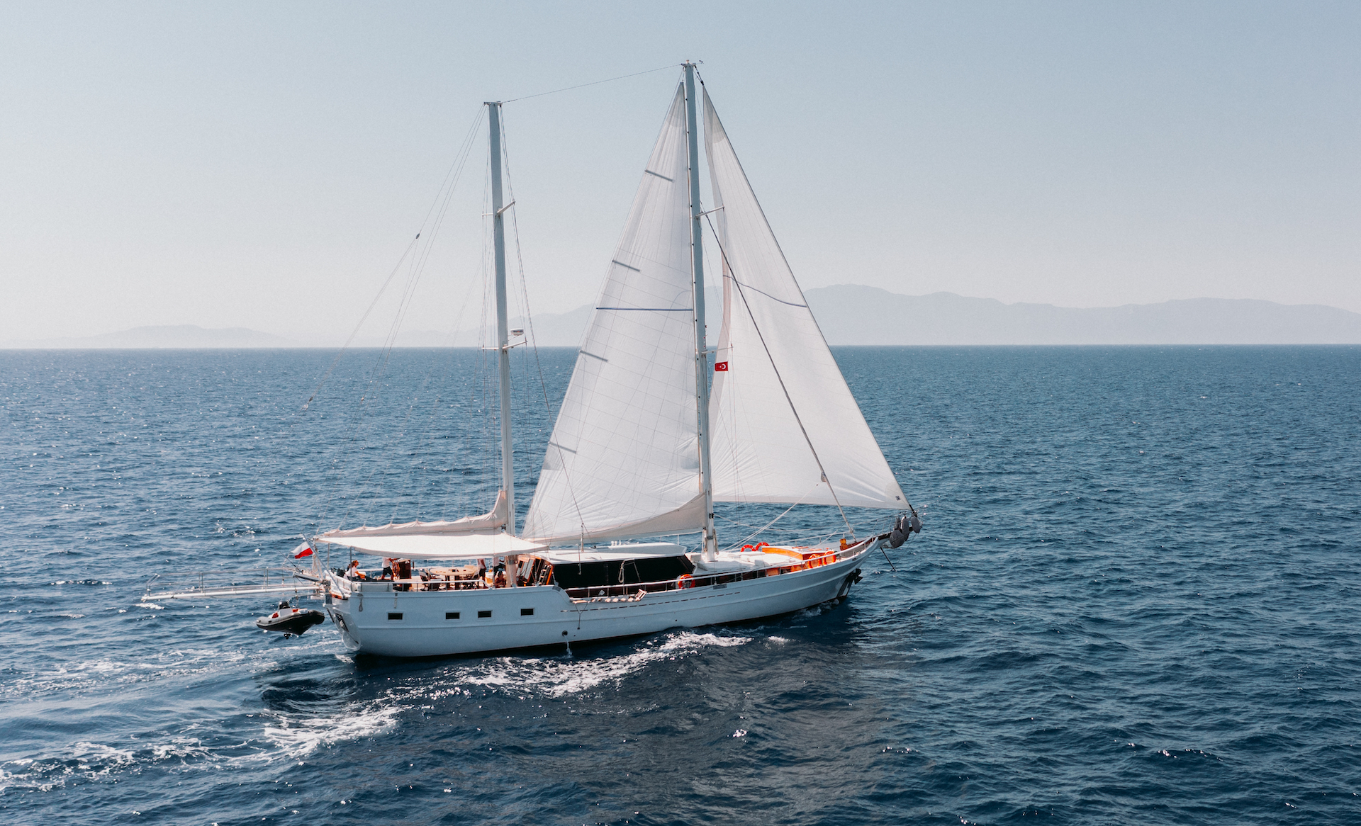 sailing yacht Beyaz Lale.jpg