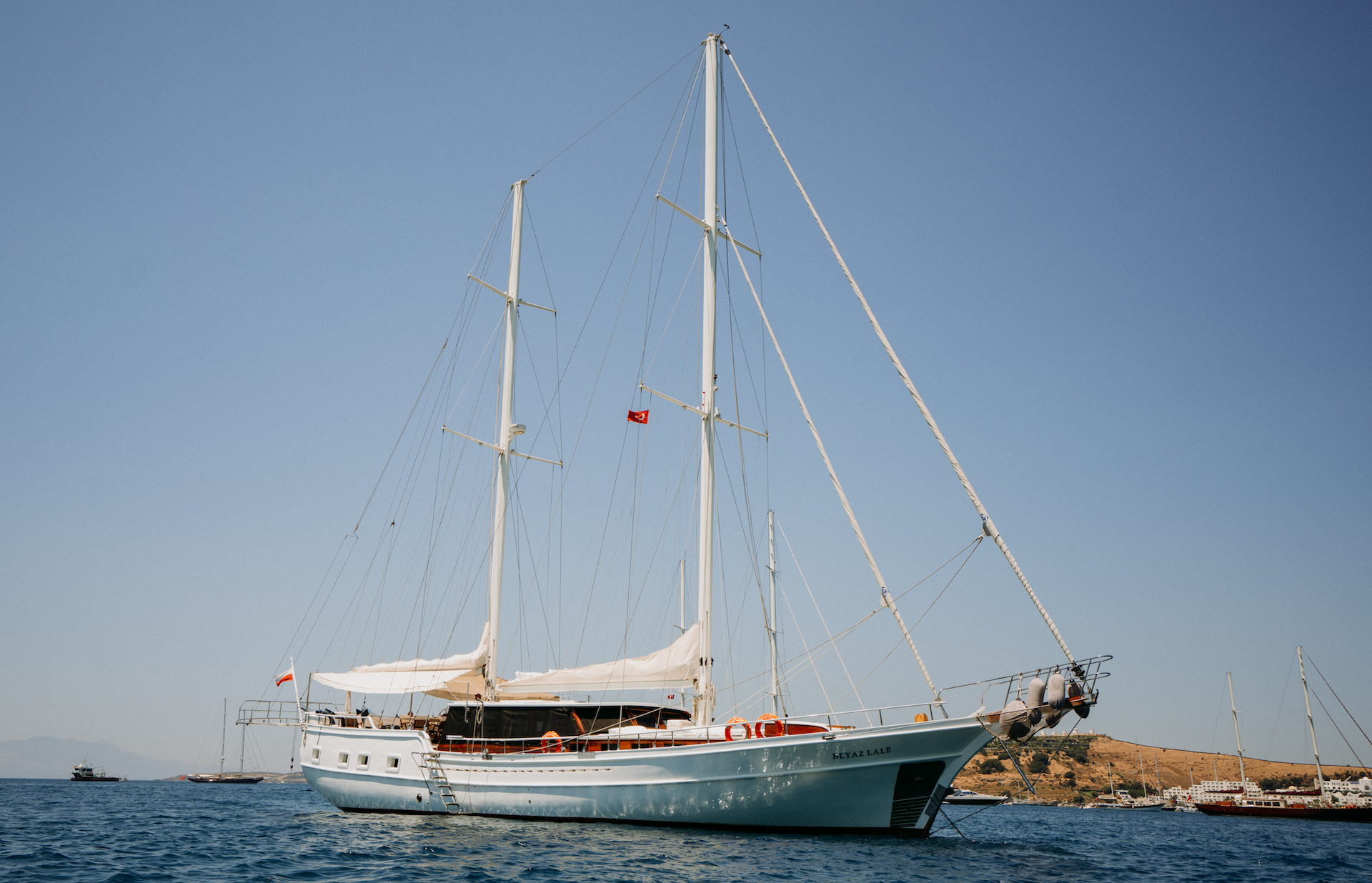 siling yacht  Beyaz Lale .jpg