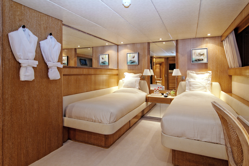 twin cabin 3.jpg