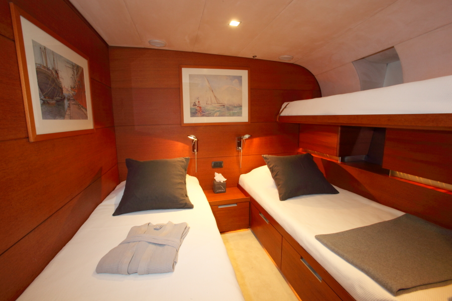 twin cabin with bunk bed.jpg