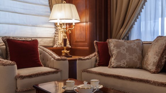 yacht-pride-201703-interior-10-58ca4b55c008c_v_default_small.jpg