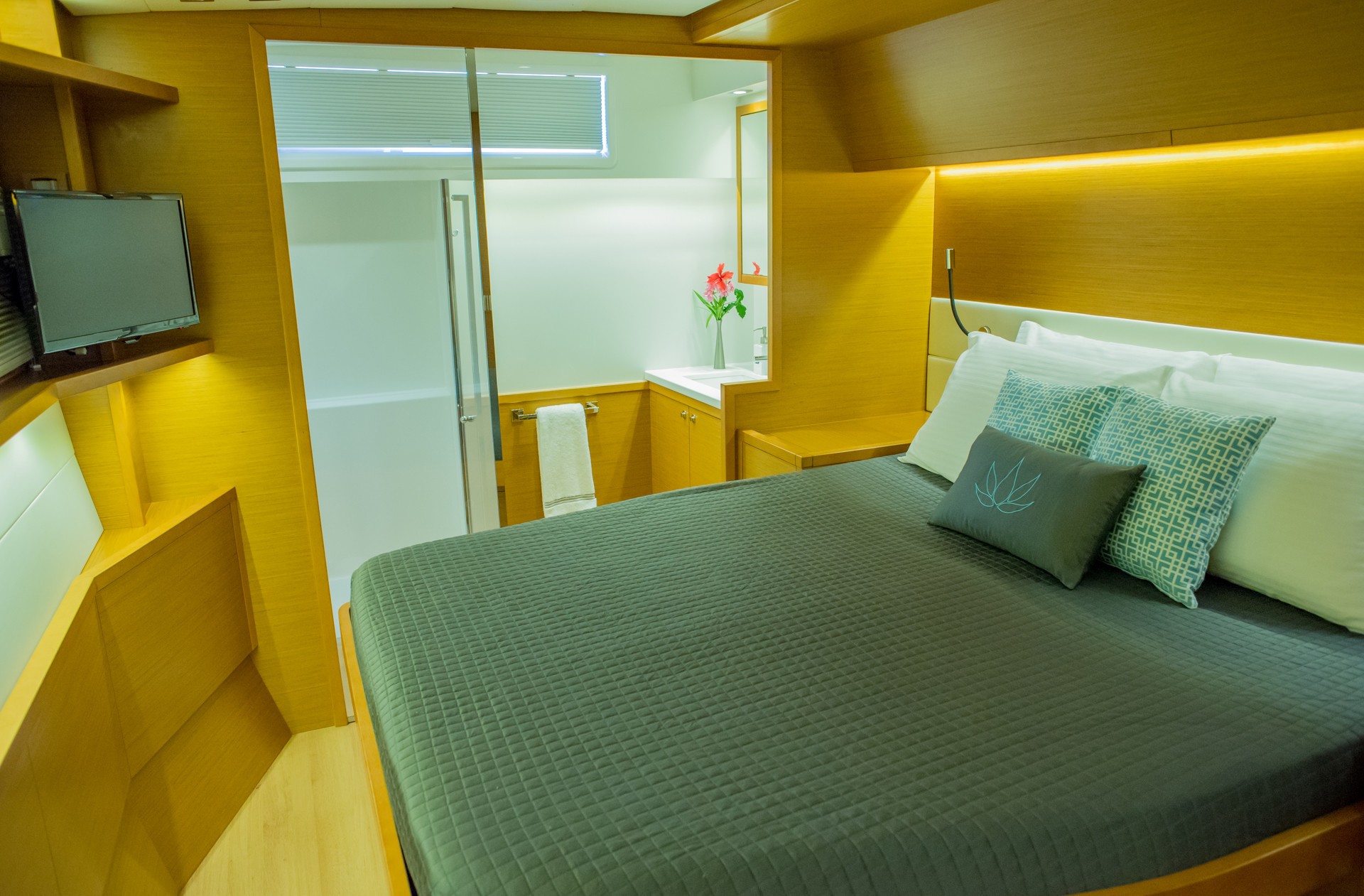 [15m-Yacht-LOTUS]-9557-107.jpg