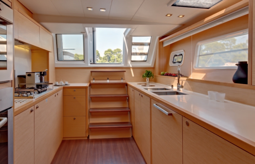 [19m-Yacht-AMAZING]-9471-134.jpg