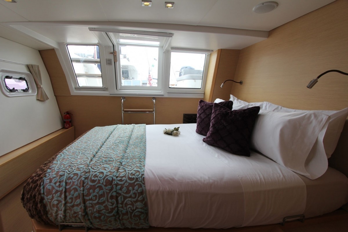 [19m-Yacht-FOXY-LADY]-9043-171.jpg