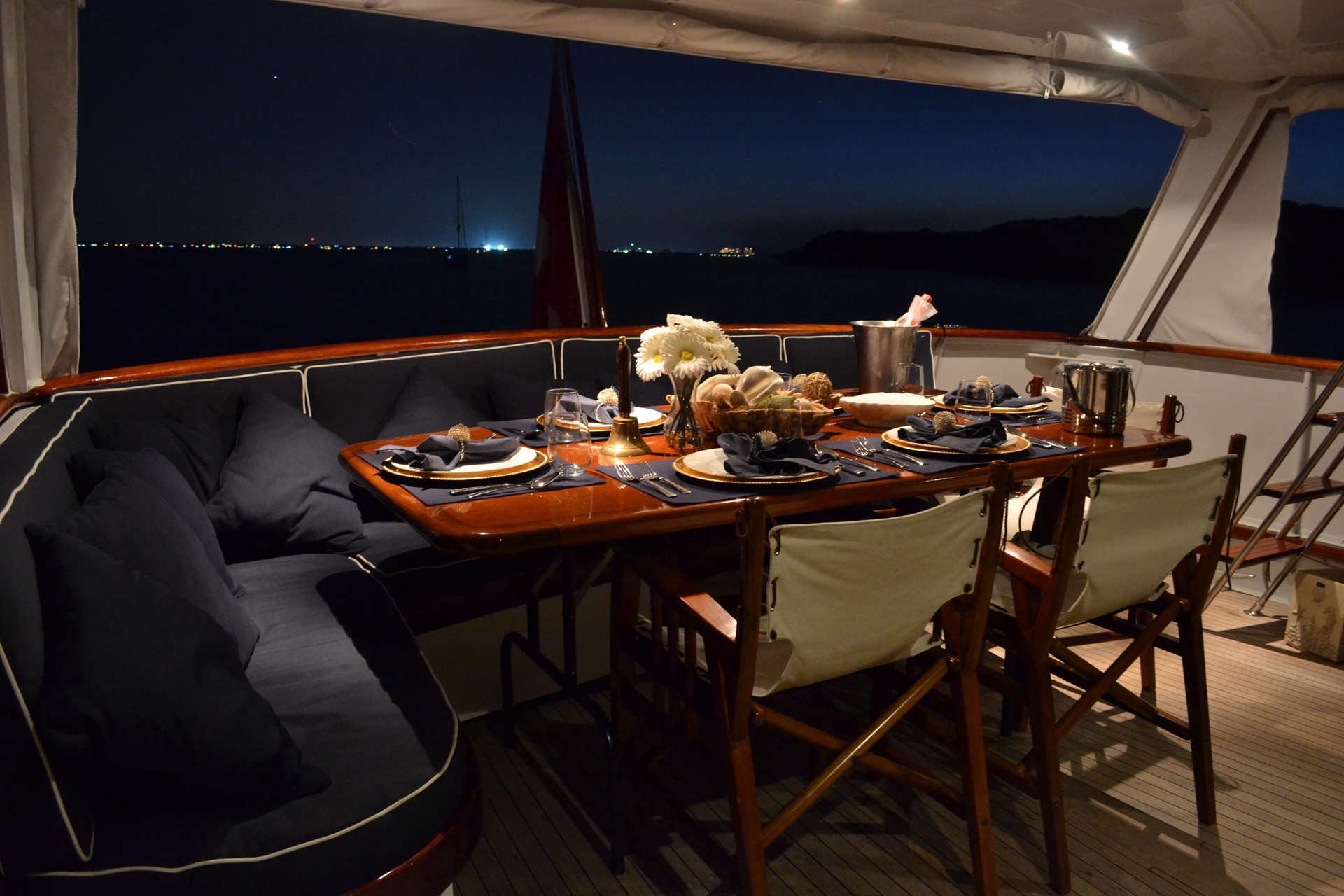 [21m-Yacht-BONAPARTE]-9373-180.jpg