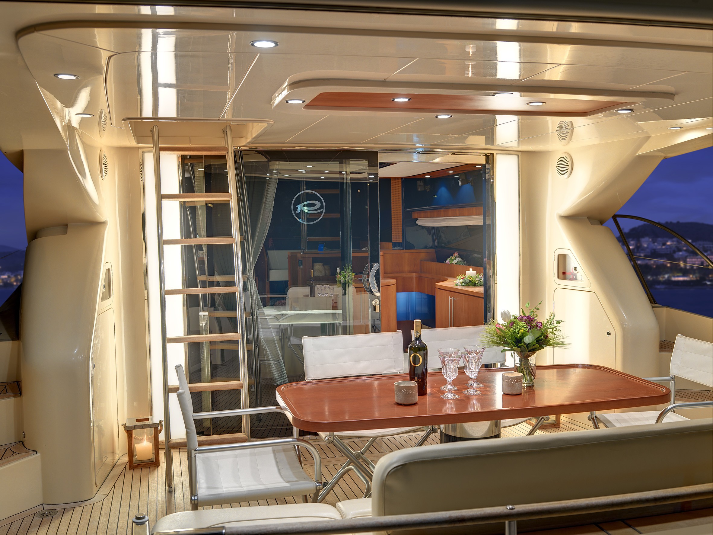 [21m-Yacht-SPACE]-9677-78.jpg