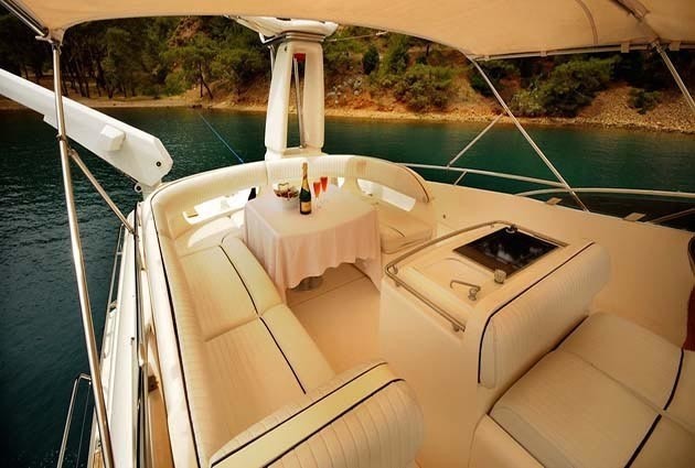 [22m-Yacht-GRACE]-9487-101.jpg