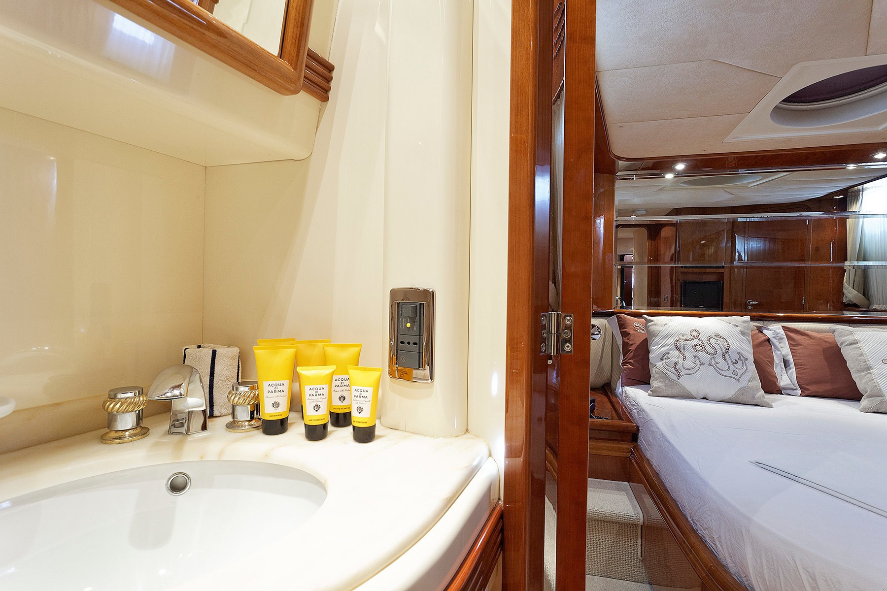 [24m-Yacht-TRANQUILITA]-9764-26.jpg