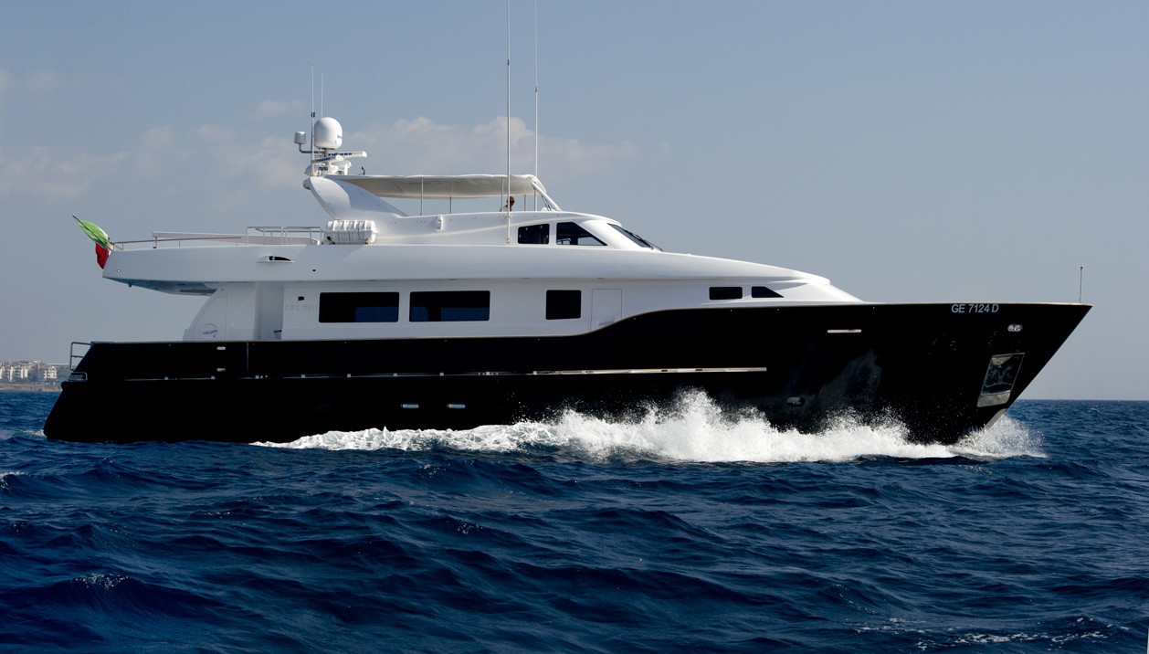 [24m-Yacht-WOLF-TWO]-9314-155.jpg