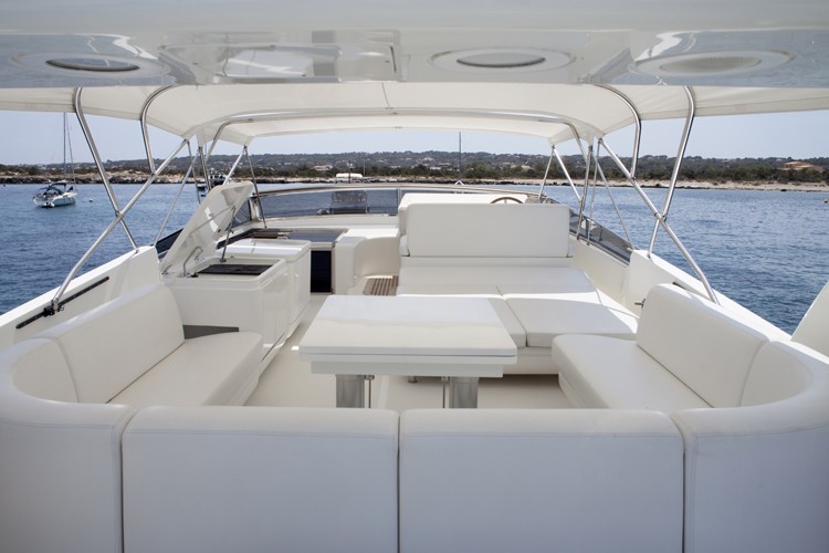 [25m-Yacht-GOTA]-9960-159.jpg