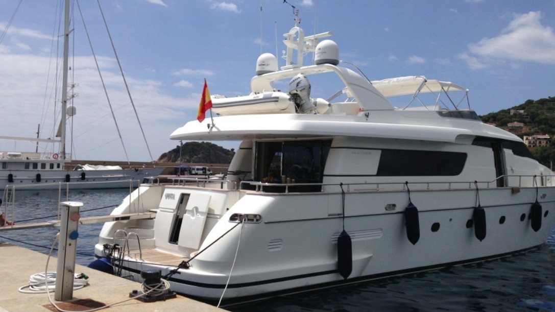[25m-Yacht-GOTA]-9960-73.jpg