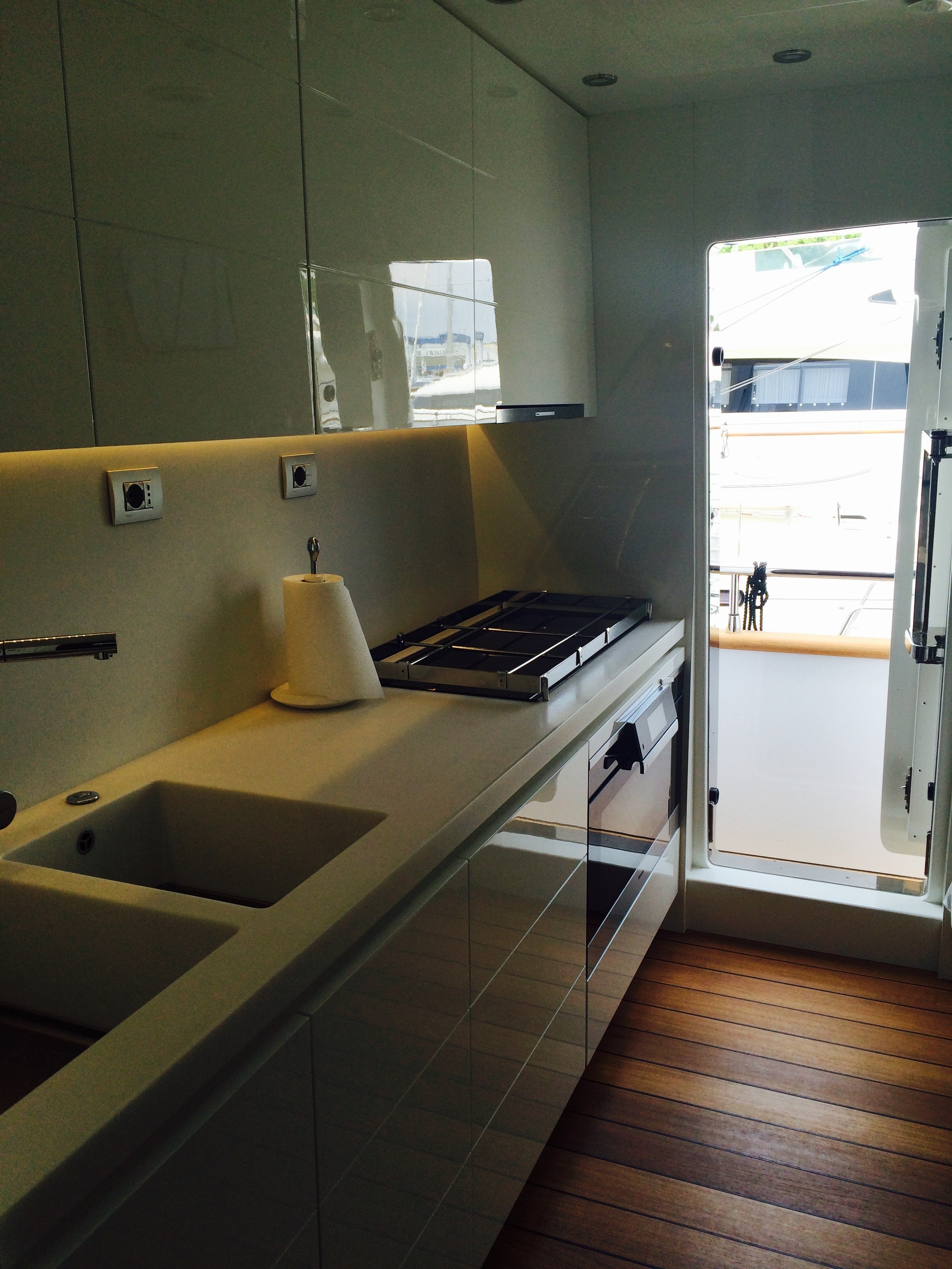 [25m-Yacht-MIREDO]-9927-155.jpg