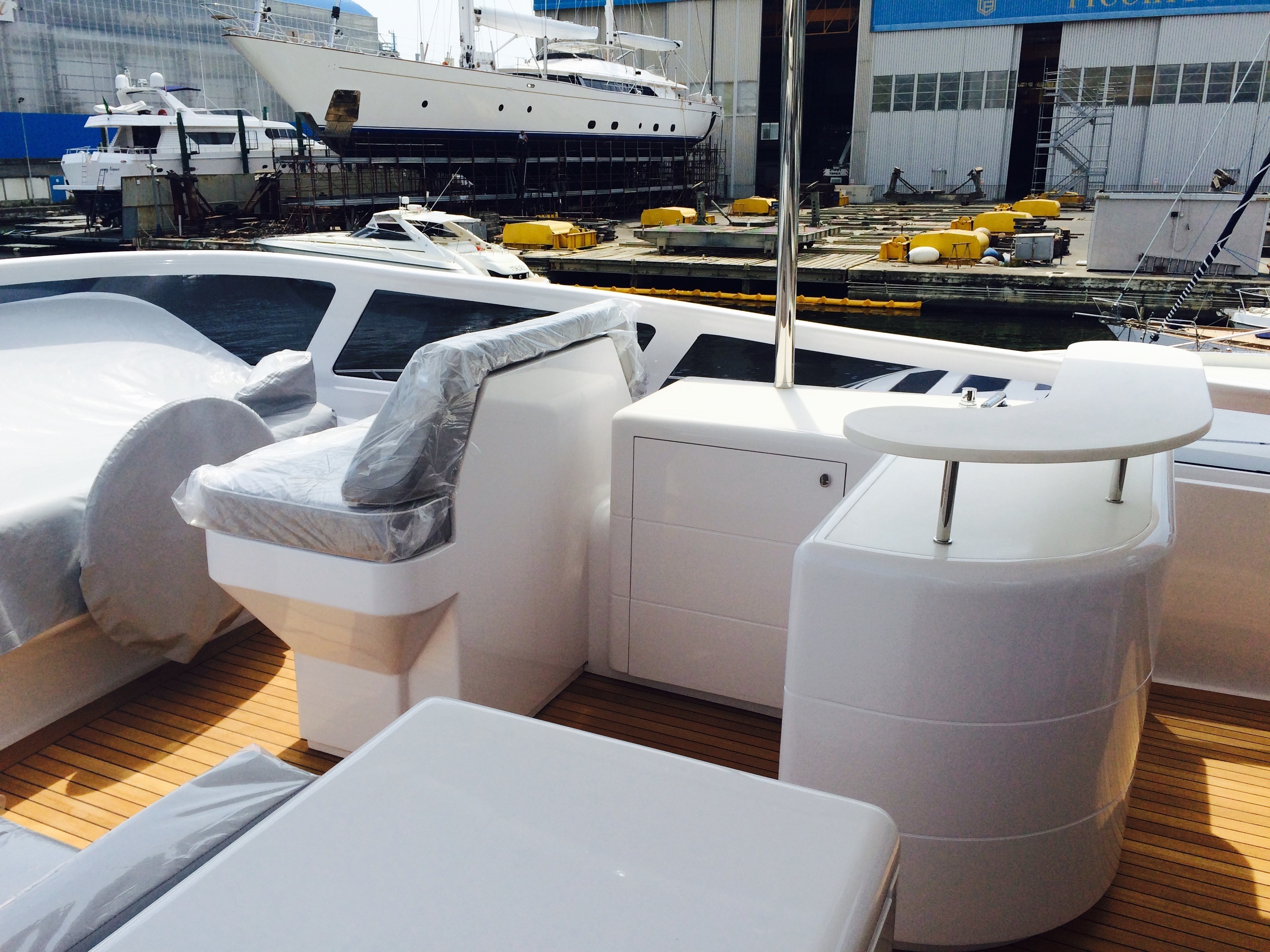 [25m-Yacht-MIREDO]-9927-26.jpg