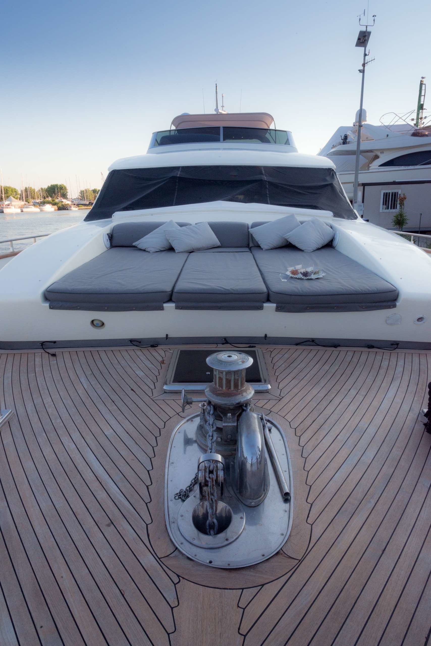 [26m-Yacht-MINOU]-9887-111.jpg