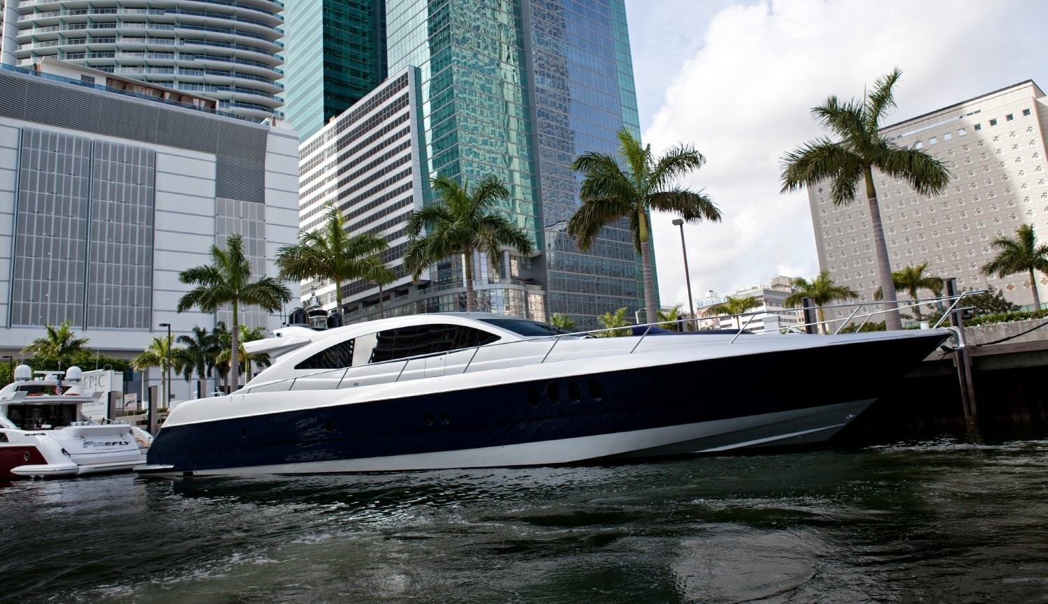 [26m-Yacht-MOKSHA]-9193-120.jpg