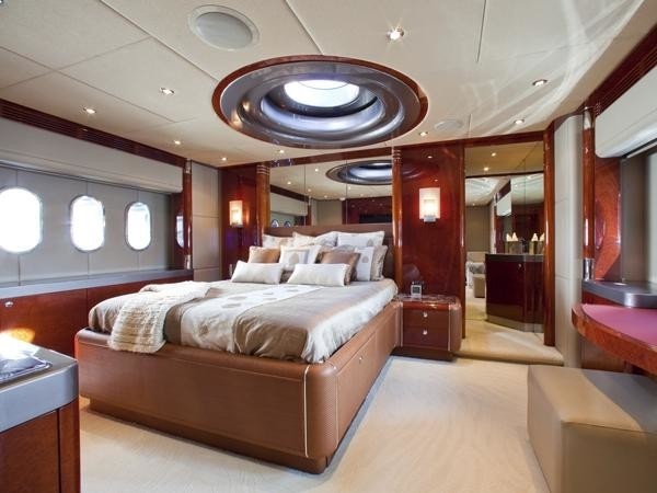 [26m-Yacht-MOKSHA]-9193-25.jpg
