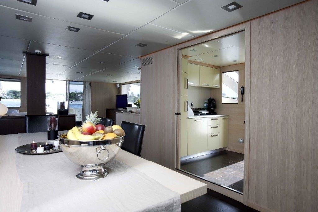 [27m-Yacht-ARIA]-9225-21.jpg