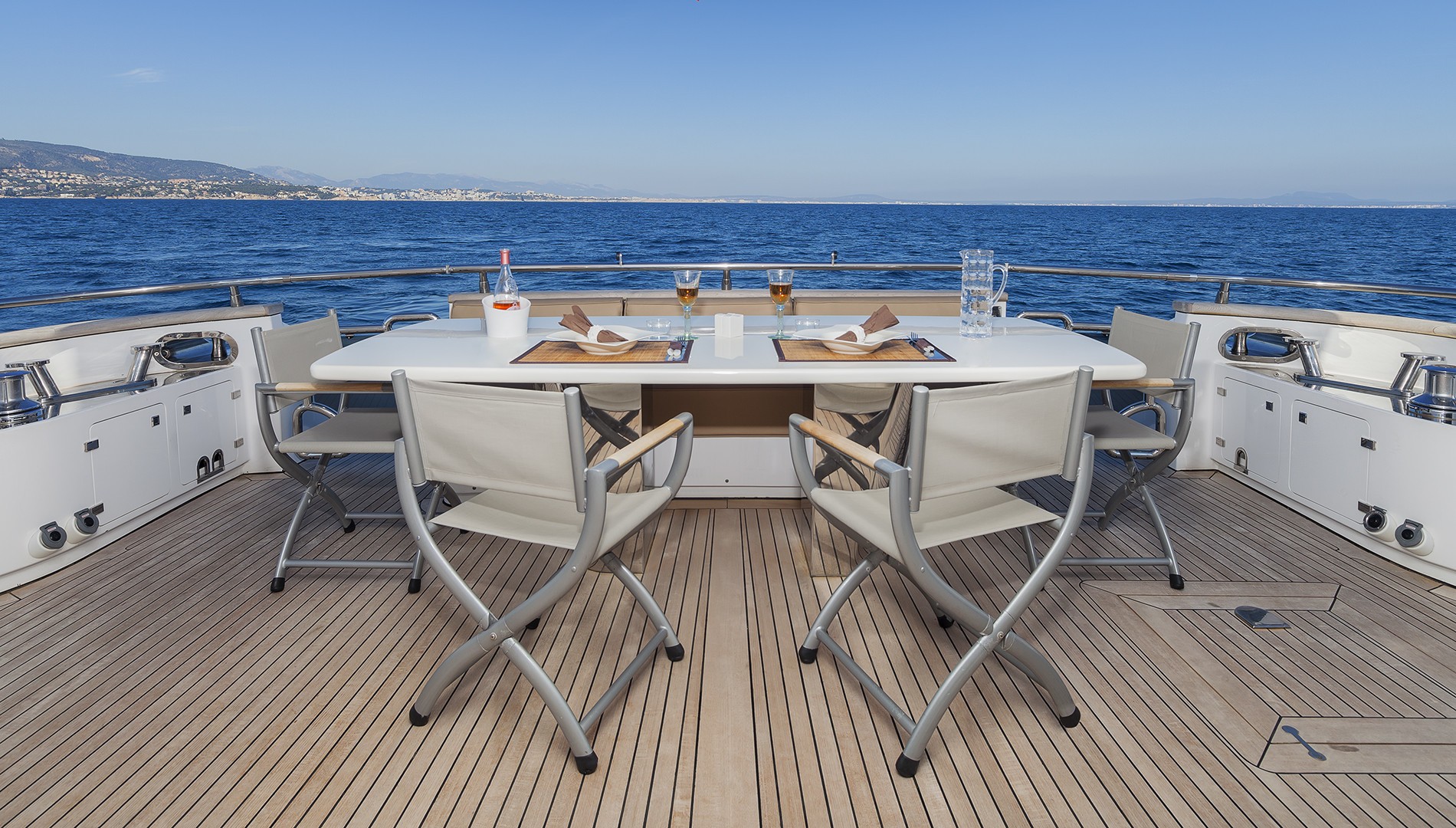 [27m-Yacht-QUO-VADIS]-9785-131.jpg