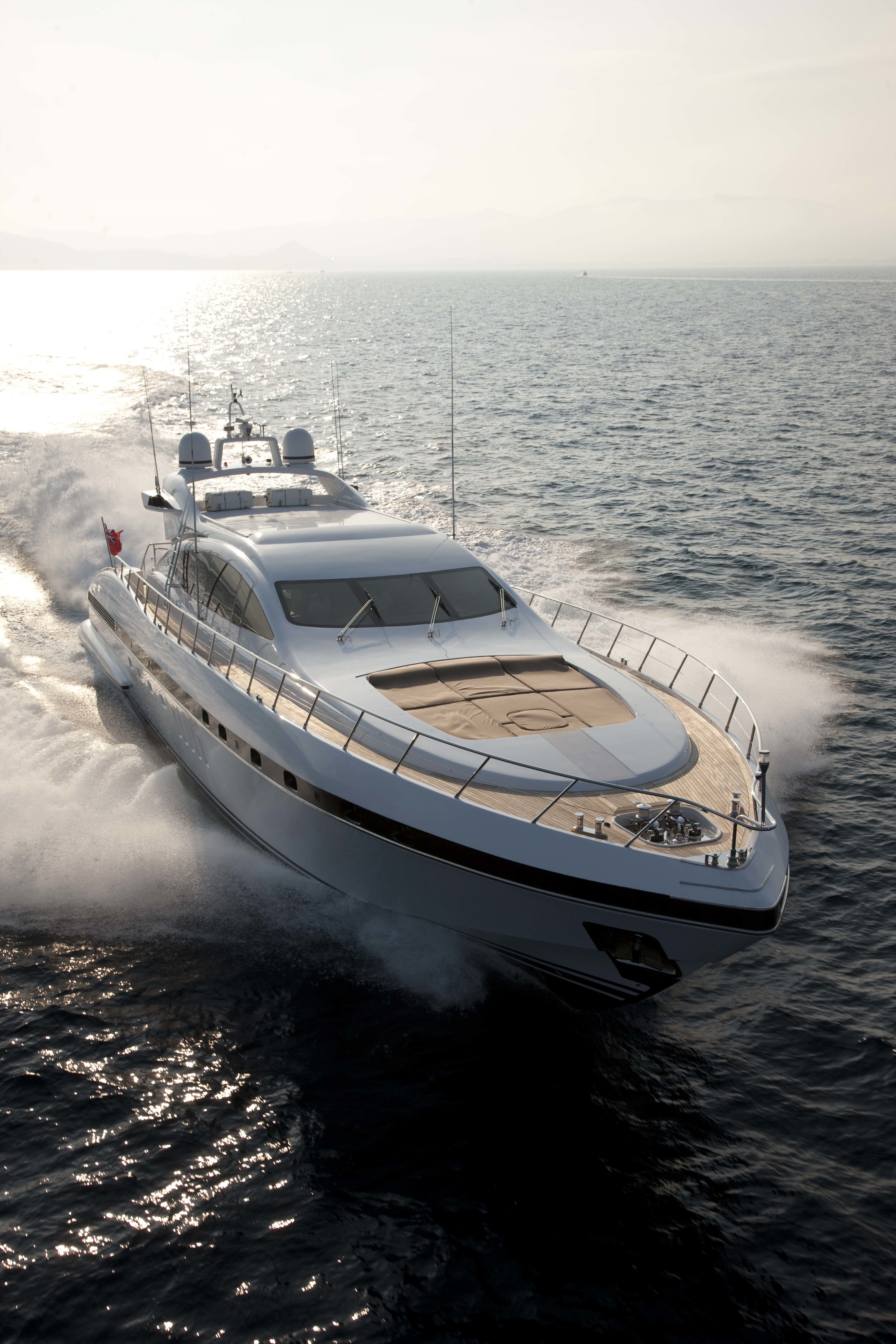 [28m-Yacht-ENZO]-9454-160.jpg