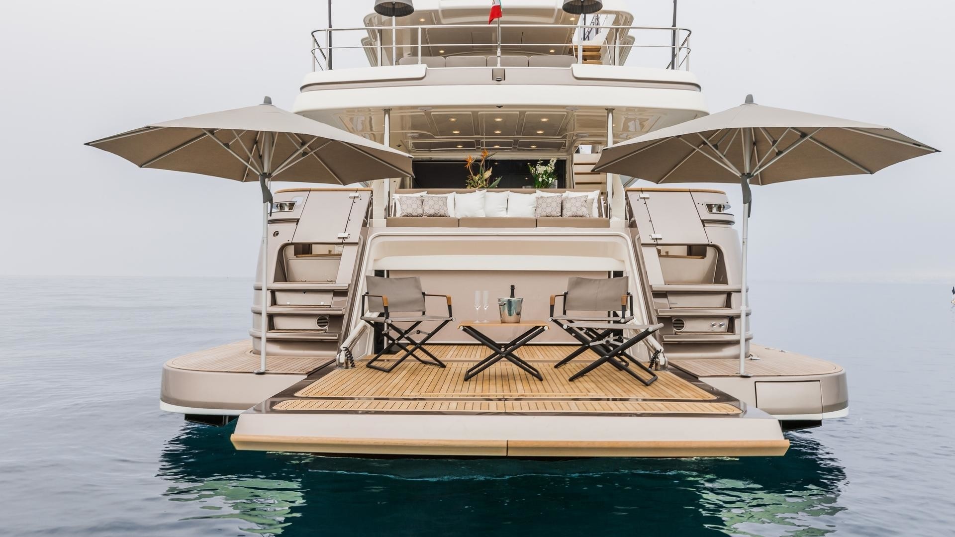 [28m-Yacht-YVONNE]-9917-36.jpg