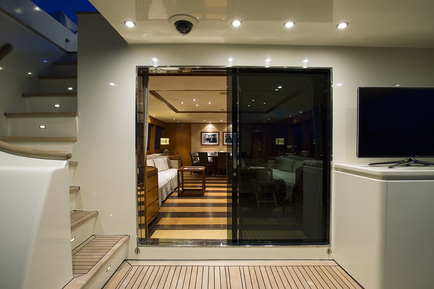 [32m-Yacht-CAPPUCCINO]-9564-26.jpg