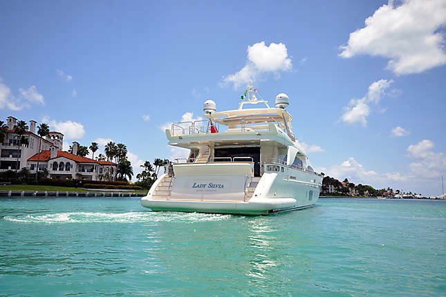 [32m-Yacht-LADY-CAROLE]-9817-127.jpg