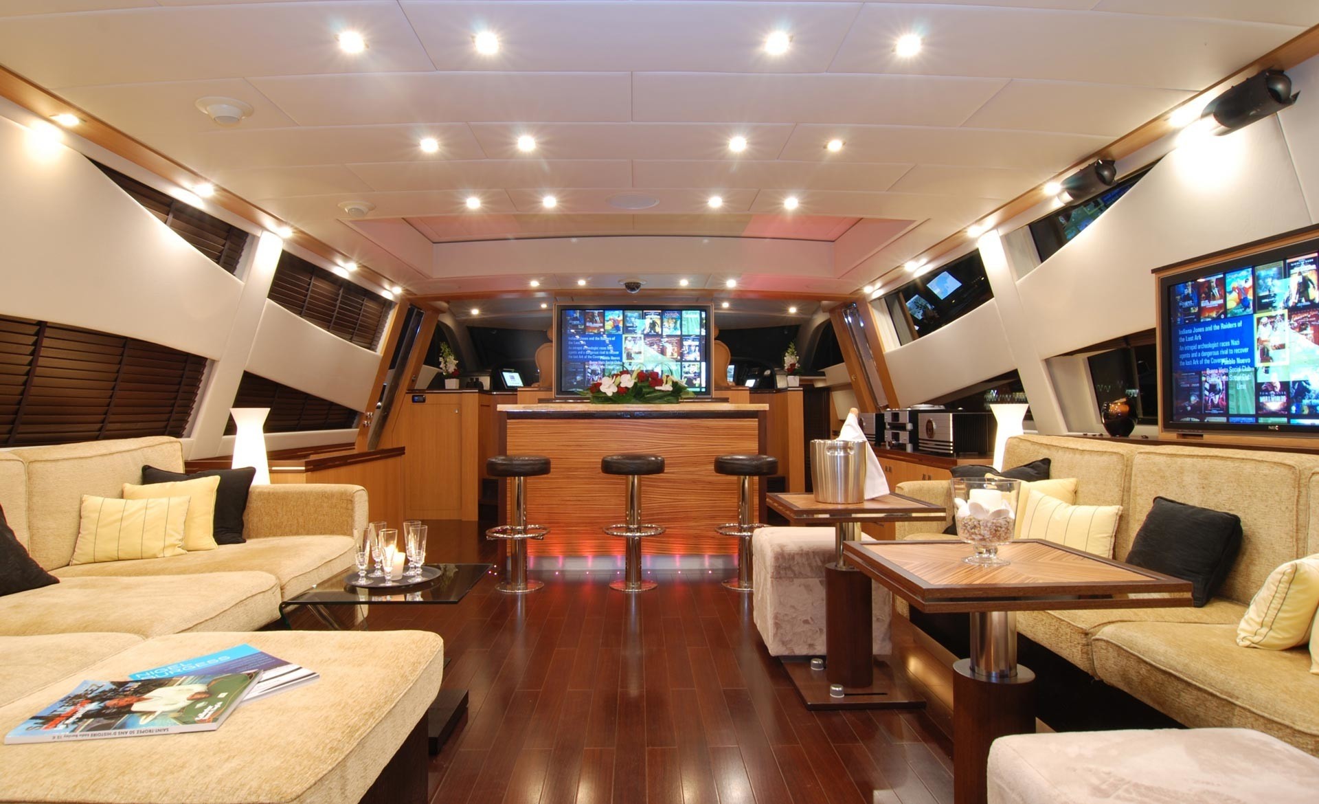 [34m-Yacht-LEOPARD]-9283-97.jpg
