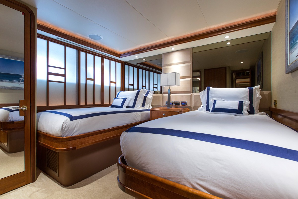 [34m-Yacht-OASIS]-9481-28.jpg