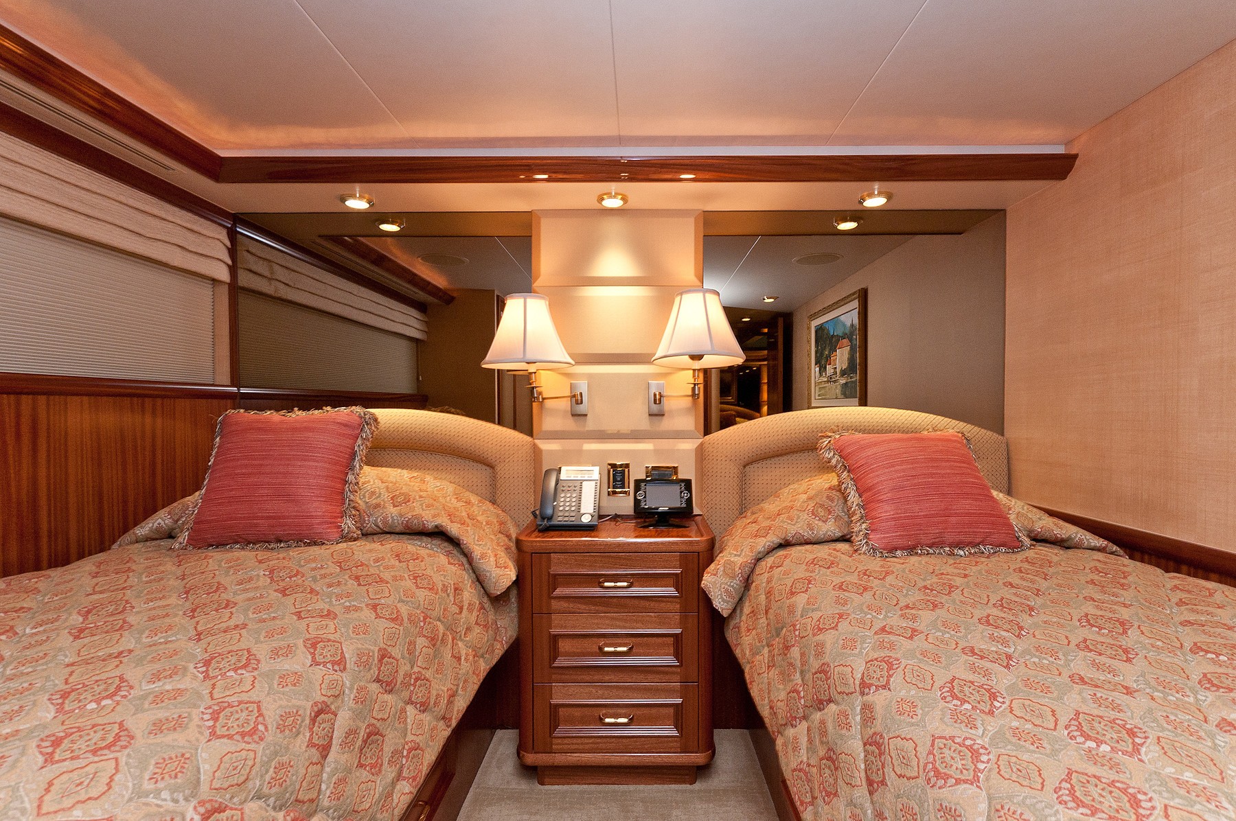 [34m-Yacht-WILD-KINGDOM]-9751-50.jpg