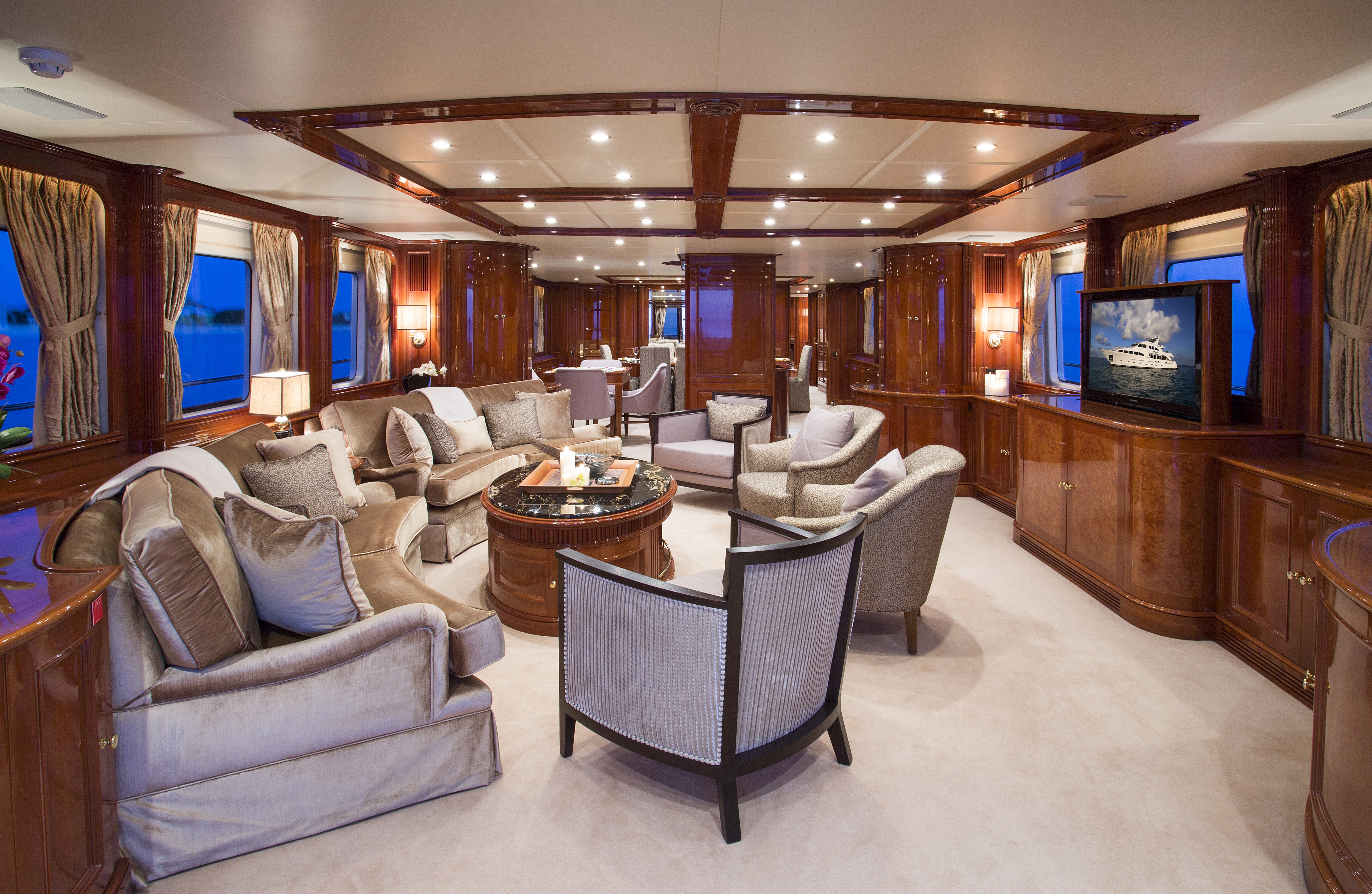 [35m-Yacht-CAMARINA-ROYALE]-9443-131.jpg