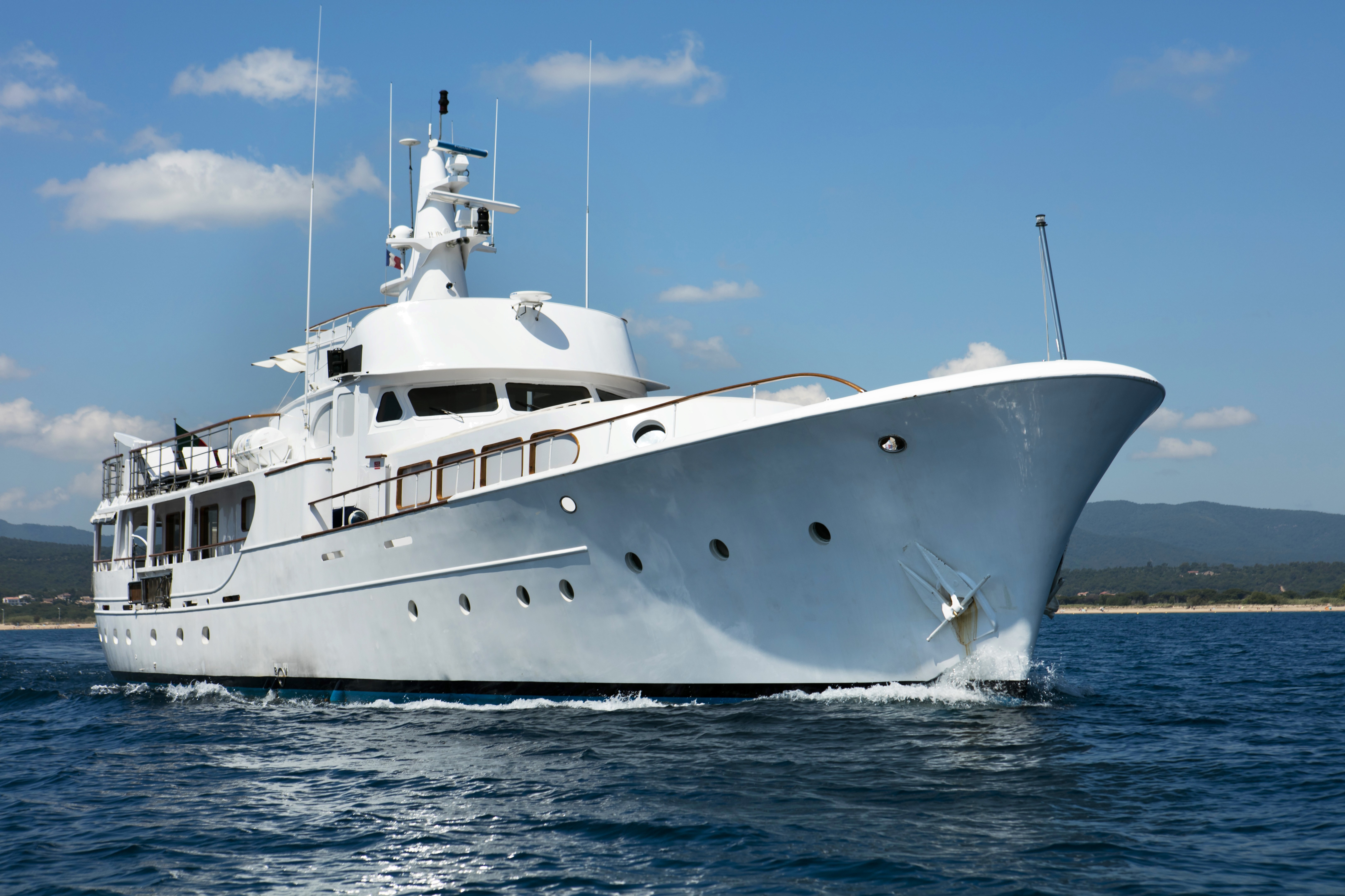 [36m-Yacht-LADY-JERSEY]-9888-21.jpg