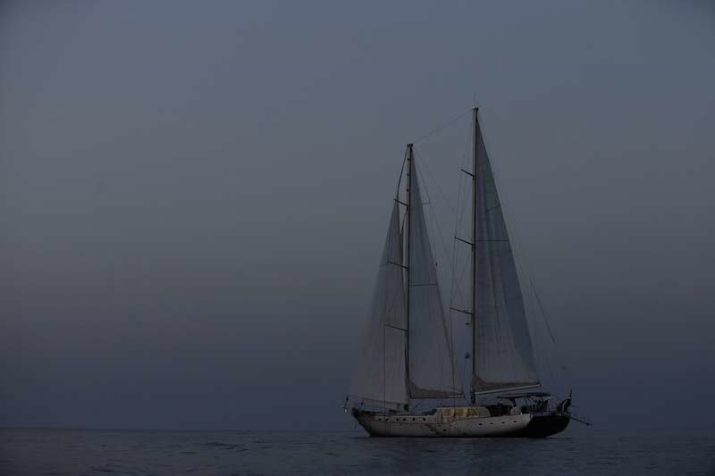 [36m-Yacht-SILVER-MOON]-9766-43.jpg