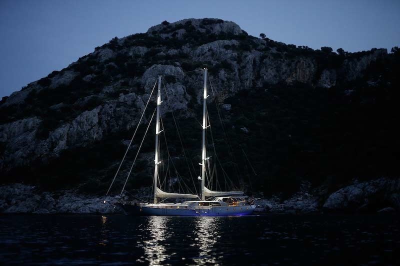 [36m-Yacht-SILVER-MOON]-9766-46.jpg